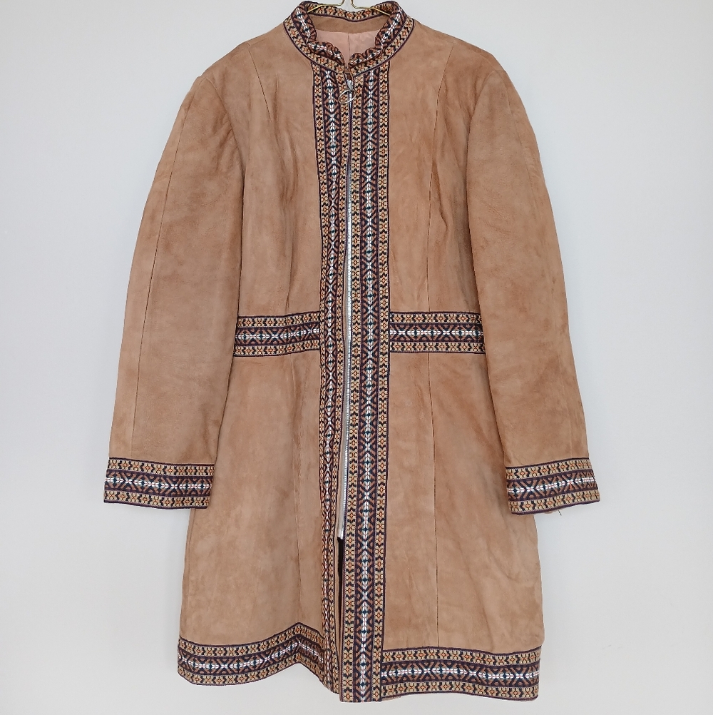 Tan Real Suede Embroidered Vintage 1960s Women's Coat